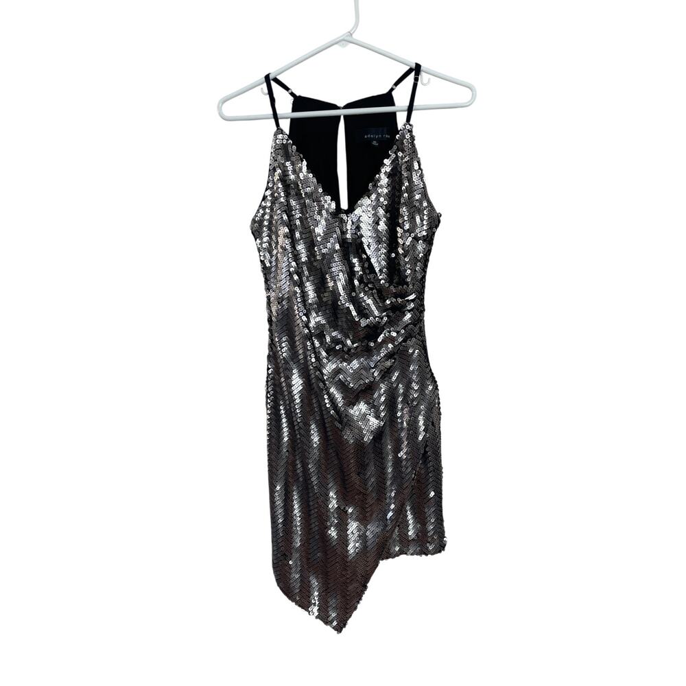 Adelyn Rae Silver Metallic Sequin Sleeveless Mini Dress Size XS Glam‎ Statement